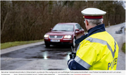 Bei einer Verkehrskontrolle in Ottensheim wurde ein Pkw aufgrund von auffälliger Fahrweise kontrolliert. Laut Polizei handelte es sich um einen Schlepper.